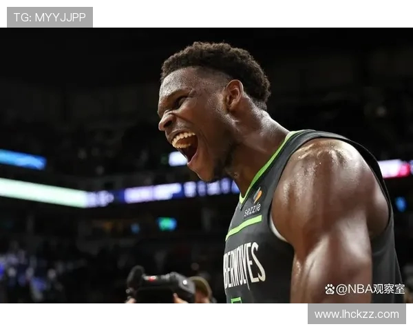 安东尼·爱德华兹:从飞行员到影星的传奇人生与深刻转型 安东尼·爱德华兹:从飞行员到影星的传奇人生与深刻转型