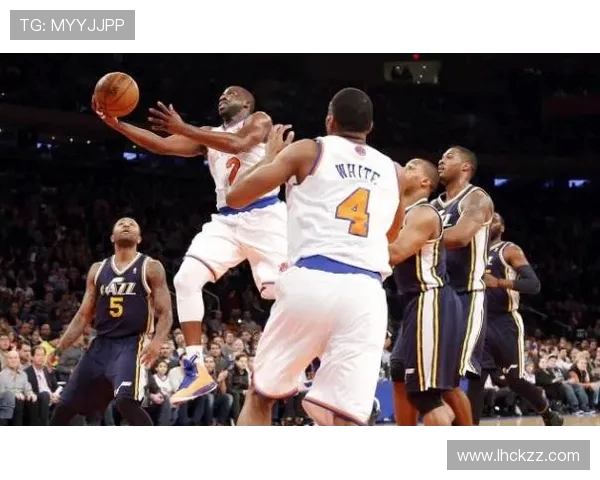 爵士队挑战掘金队力争逆袭 双方激烈对决看谁能笑到最后