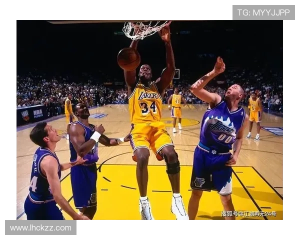 约翰·斯托克顿：篮球场上的传球大师与成功背后的奋斗历程