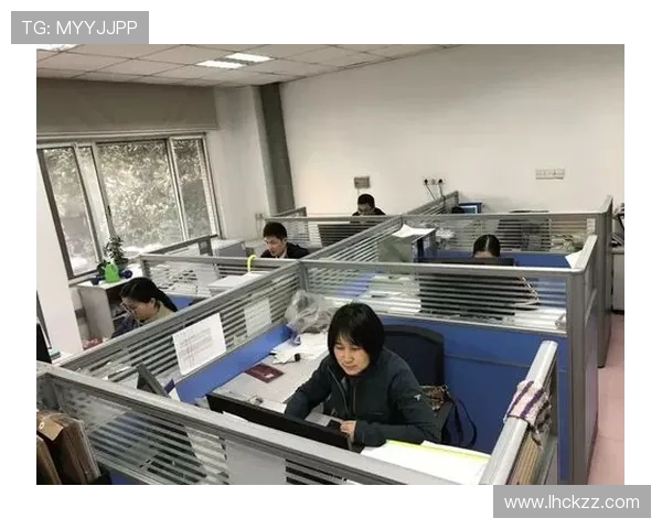 南京篮球队逆袭之路联合会杯特别报道展现团队精神与奋斗历程 南京篮球队逆袭之路联合会杯特别报道展现团队精神与奋斗历程