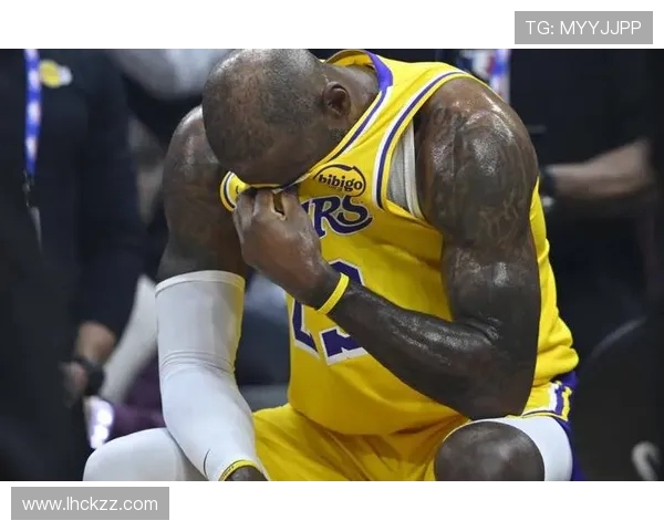 2017年12月15日骑士与湖人激战回顾球星表现与赛况分析