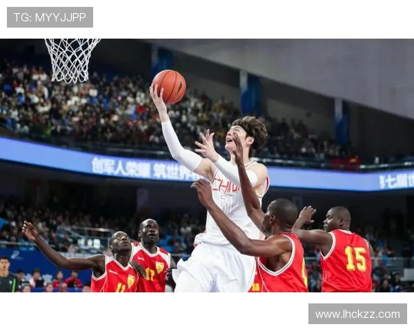 中国男篮迎战刚果队全力争胜展现实力与团队精神
